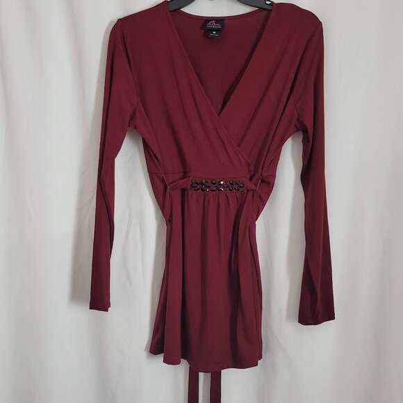 Oh Baby! Motherhood Top maternity stretch embellished tie waist cranberry wine - Picture 1 of 9